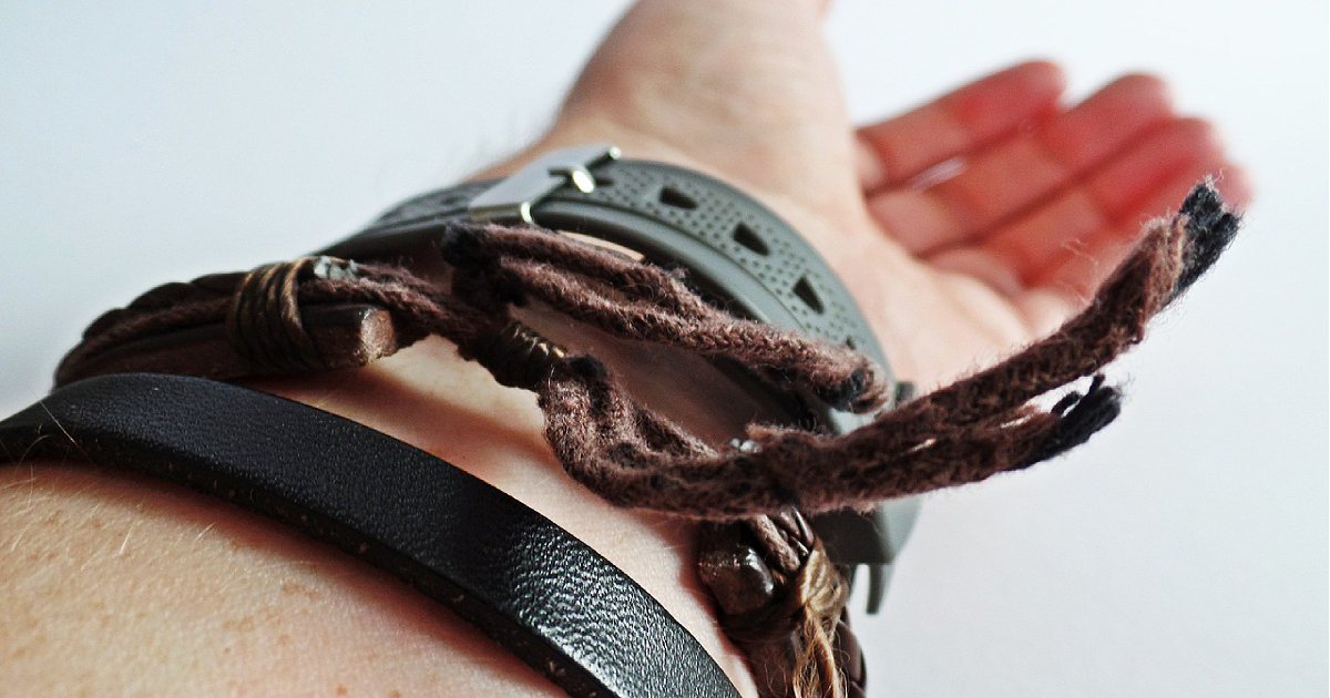 Image by Holger Langmaier from Pixabay leather bracelet in lucid dreaming