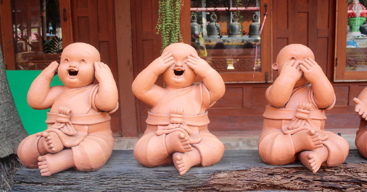 Image by Peggy und Marco Lachmann-Anke from Pixabay laughing Buddha in lucid dreaming